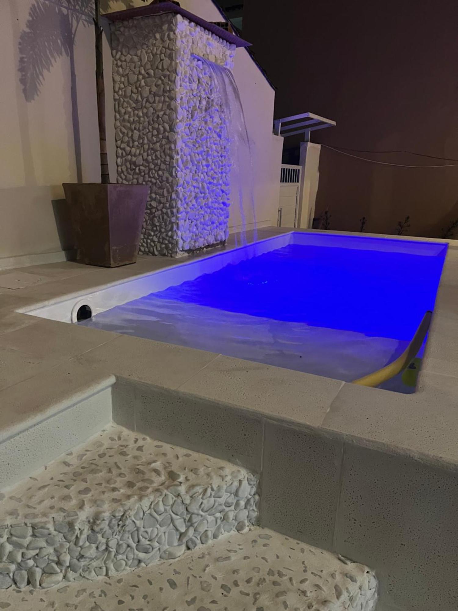 Casa Com Piscina, Churrasqueira E Terraco Com Vista Pro Mar! Holiday home